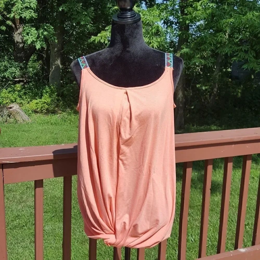 Hiistandd Women's Comfy Casual Sleeveless V Neck Twist Knotted Tank Top Shirt,